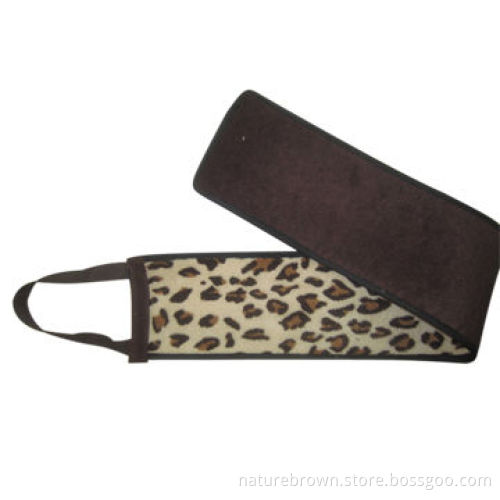 Lotion applicator for applying tanning lotion on back